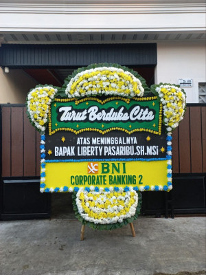 Papan Bunga Duka di Bamgi